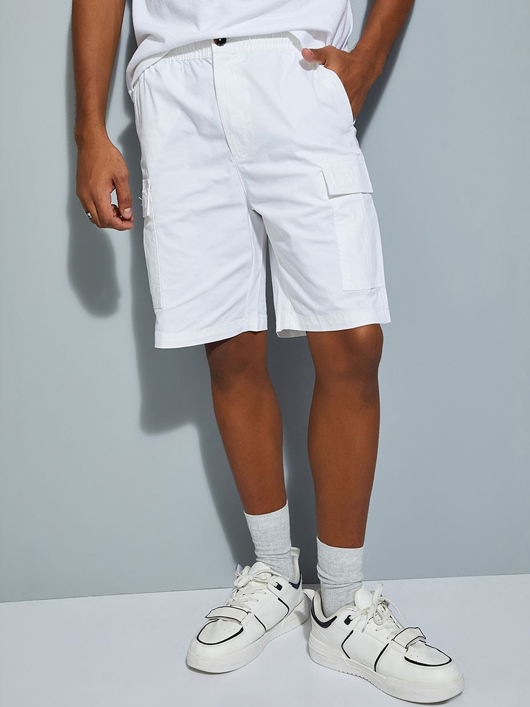

max Men Regular Fit Fashion Shorts, White