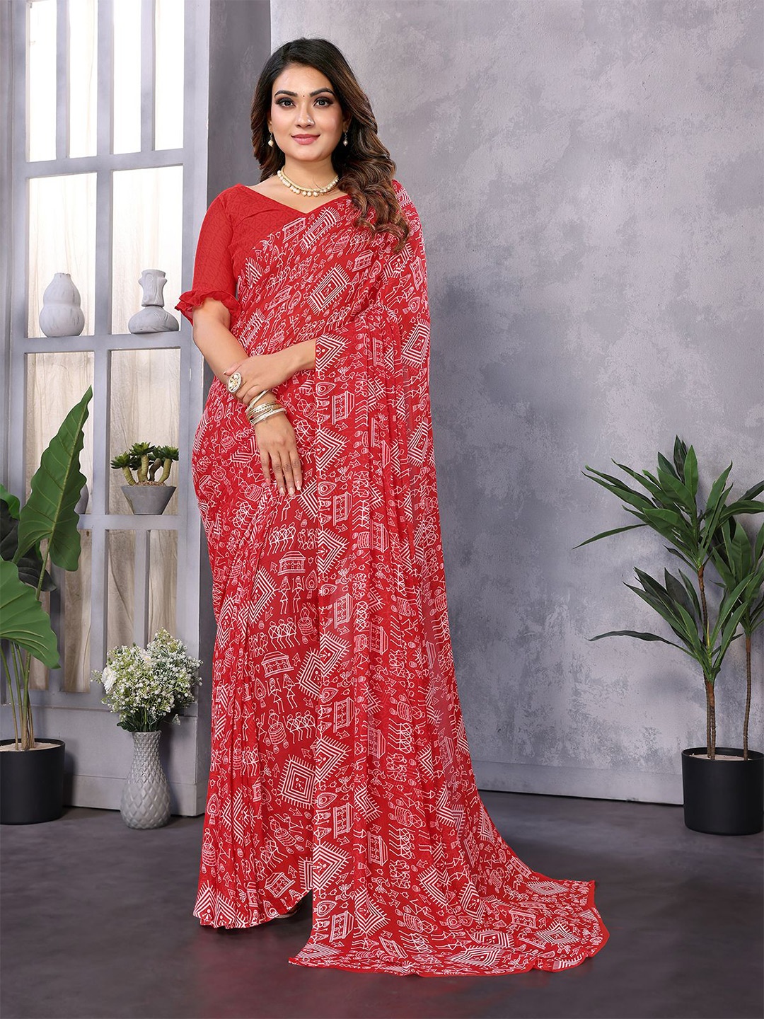 

Moda Rapido Ethnic Motifs Printed Saree, Red