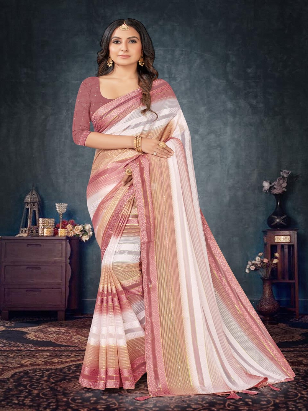 

SANJANA SILK Striped Sequinned Maheshwari Saree, Peach