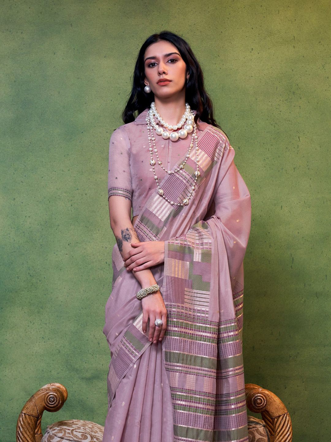 

BLENDIFY Woven Design Zari Silk Cotton Banarasi Saree, Purple