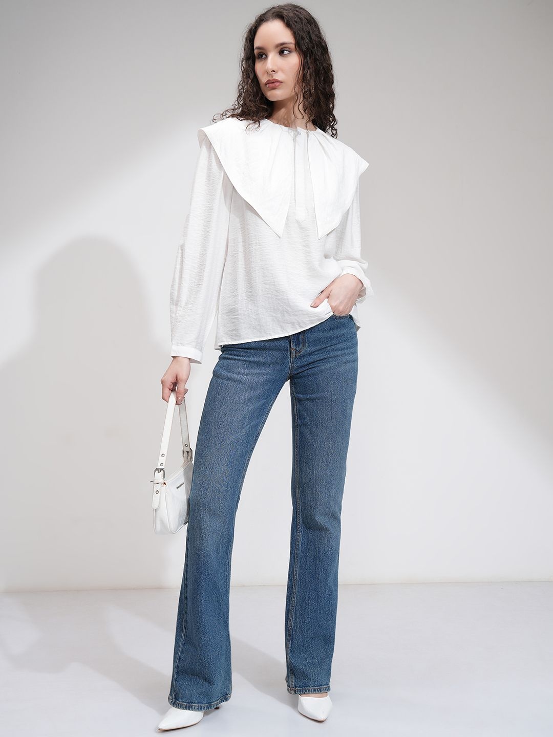 

ESPYR By Tokyo Talkies Women Solid Exaggerated Collar Top, White