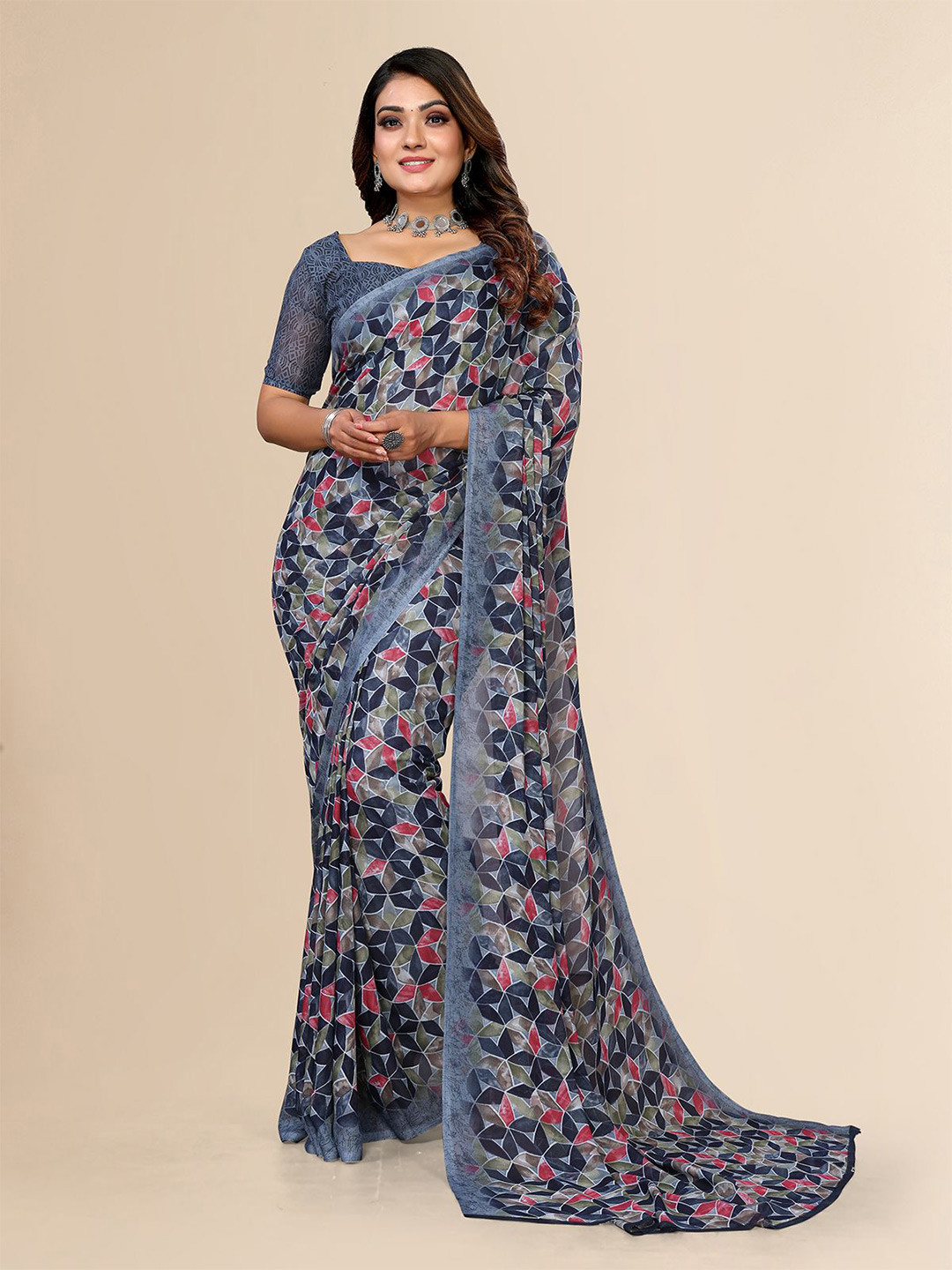 

Moda Rapido Poly Georgette Saree, Grey