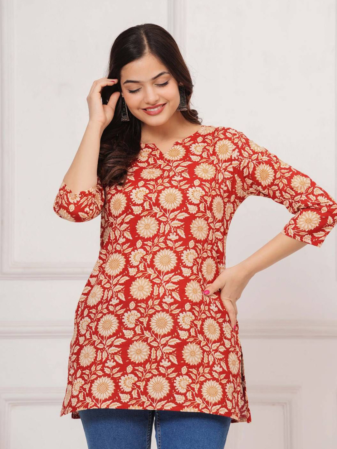 

WESTERN COTTON Women Ethnic Motifs Printed Pure Cotton Kurti, Red