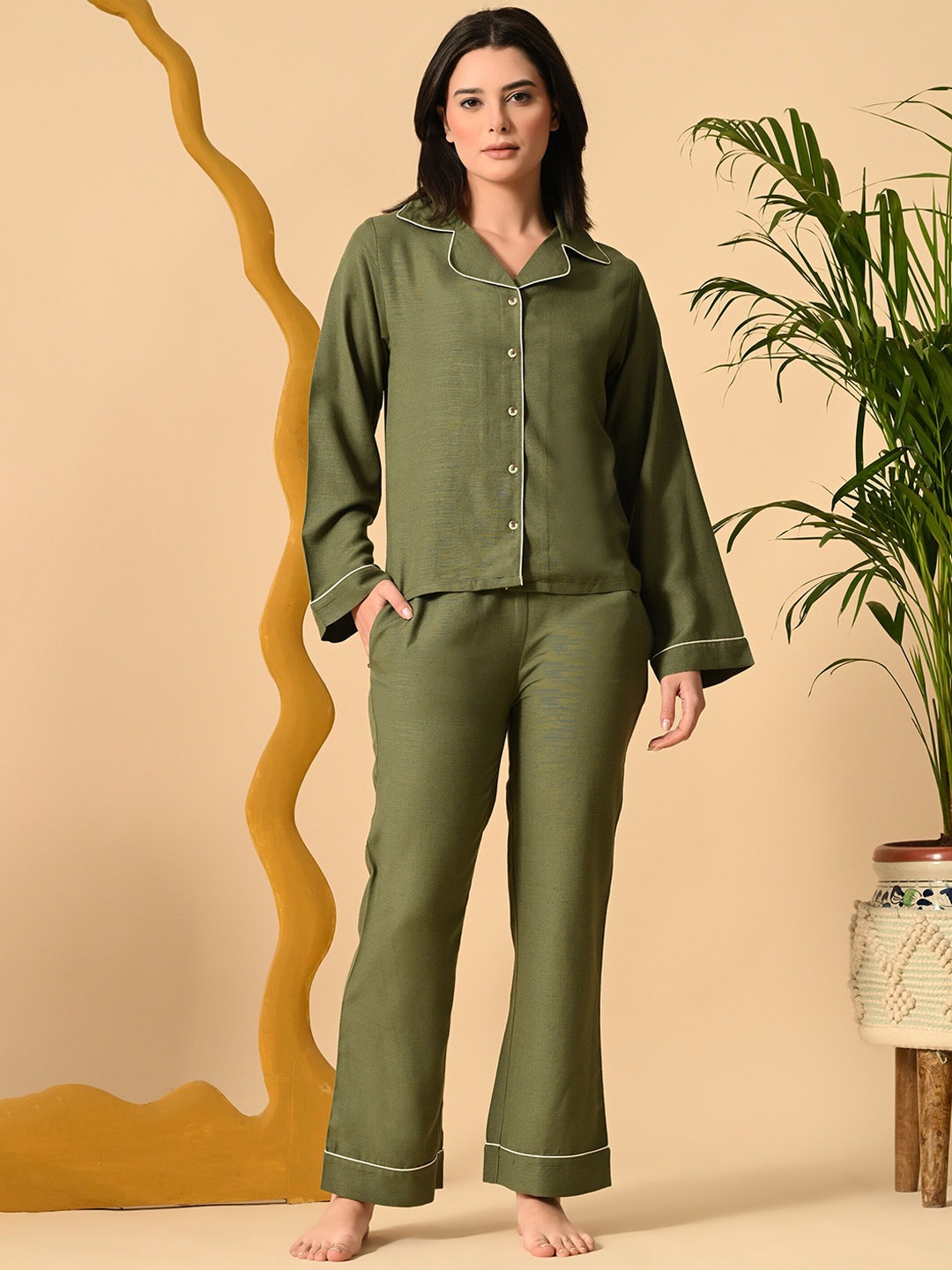 

Unifringe Women Lapel Collar Night suit, Green