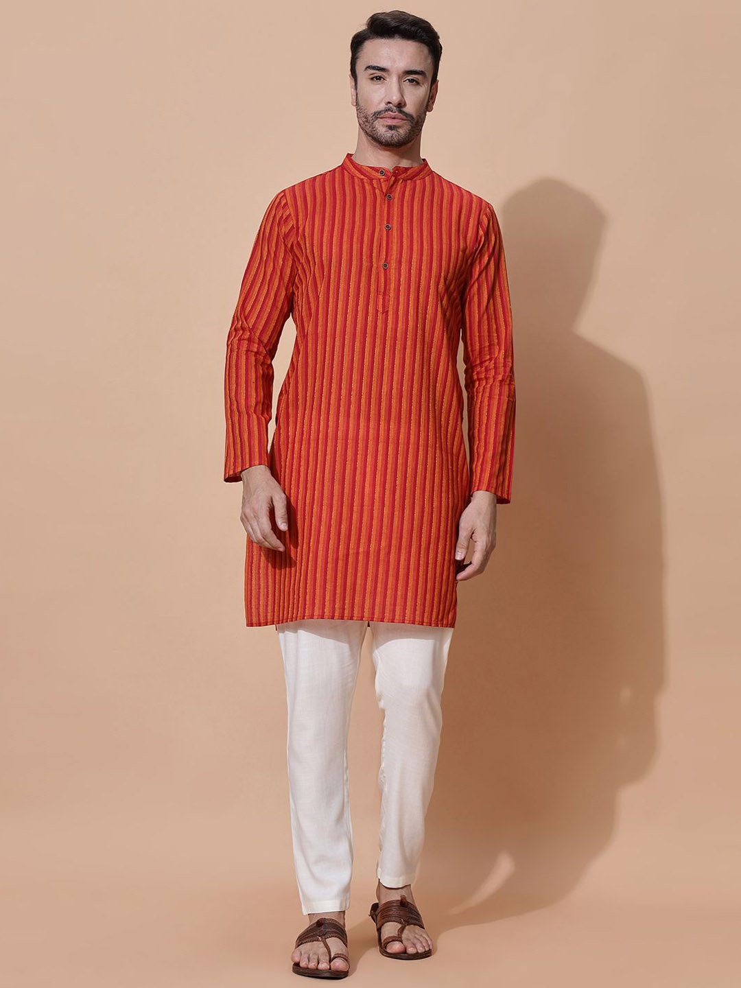 

MOSHI Men Striped Thread Work Handloom Kurta, Orange