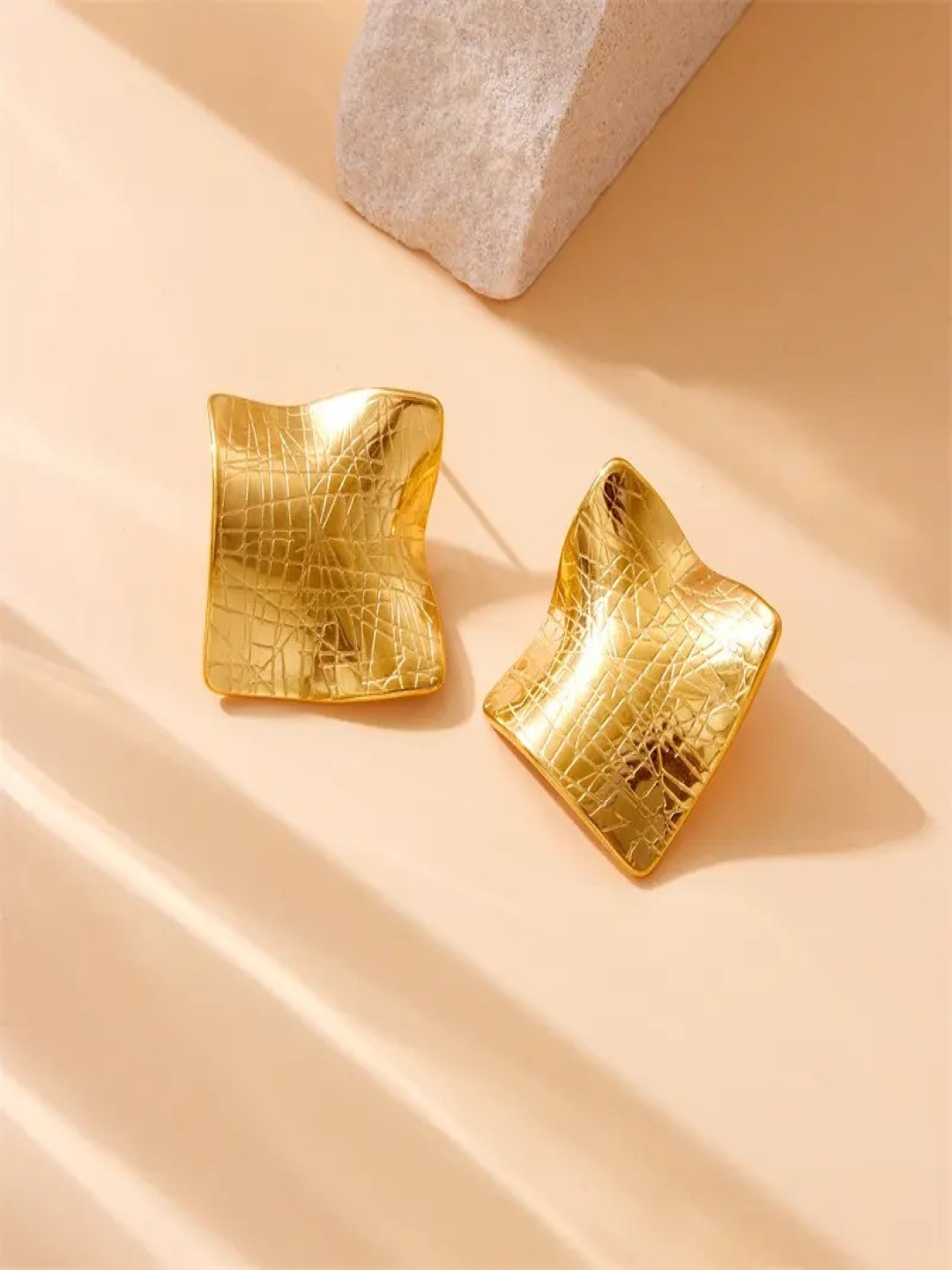 

DIVASTRI Anti Tarnish Gold-Plated Contemporary Drop Earrings