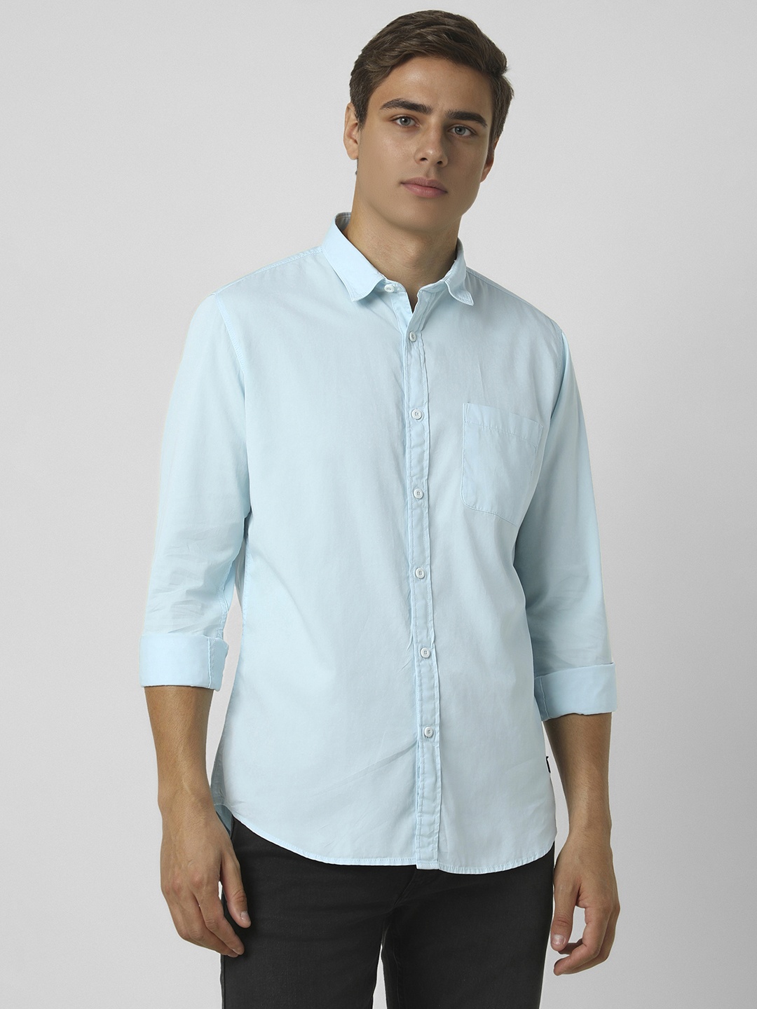 

VAN HEUSEN DENIM LABS Men Spread Collar Solid Cotton Casual Shirt, Blue
