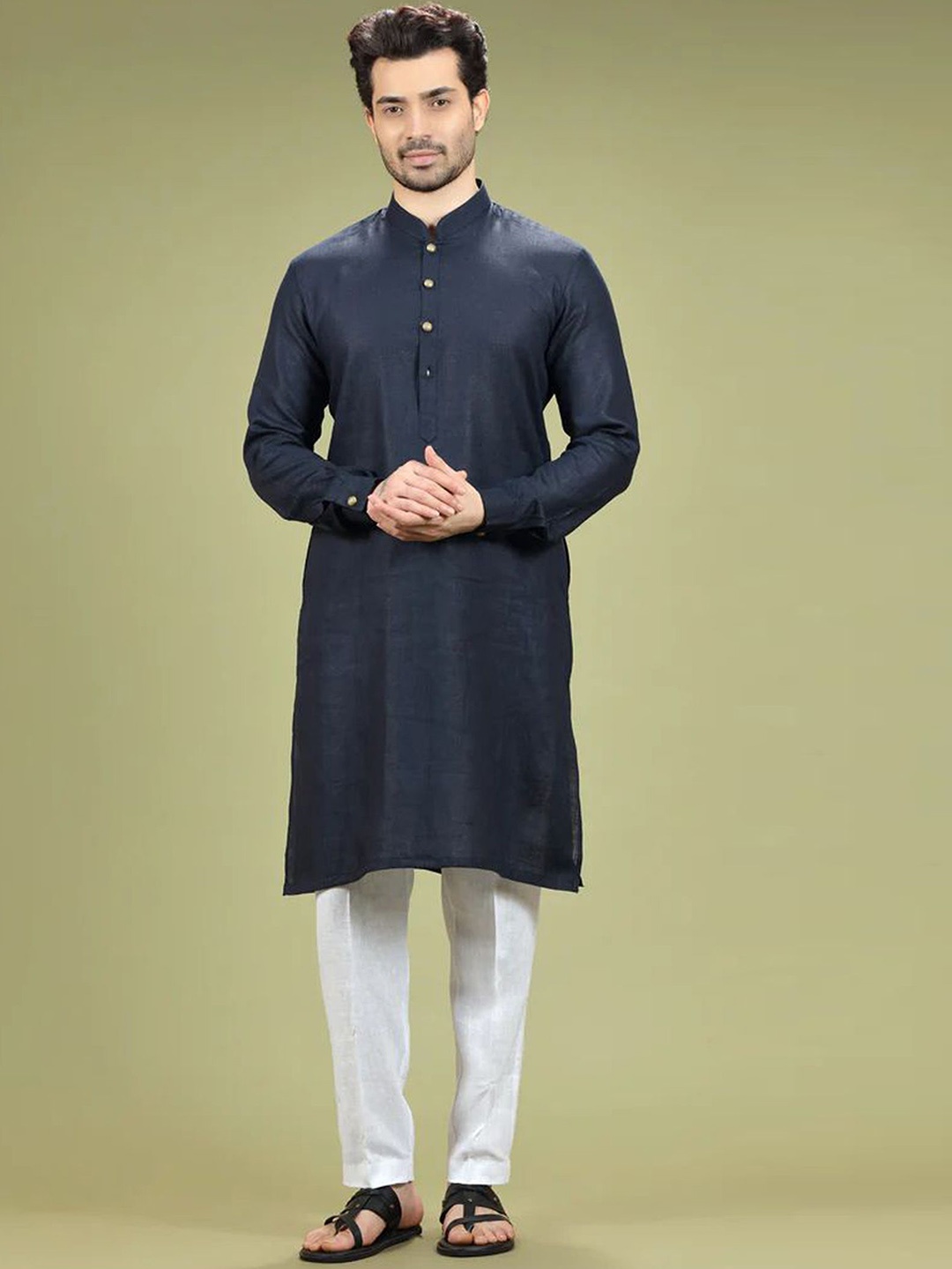 

Oomph! Mandarin Collar Straight Kurtas, Navy blue