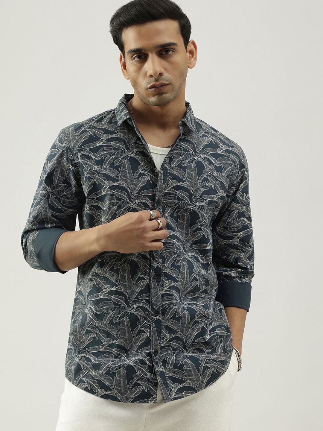 

Code 61 Men Standard Slim Fit Opaque Printed Casual Shirt, Grey melange