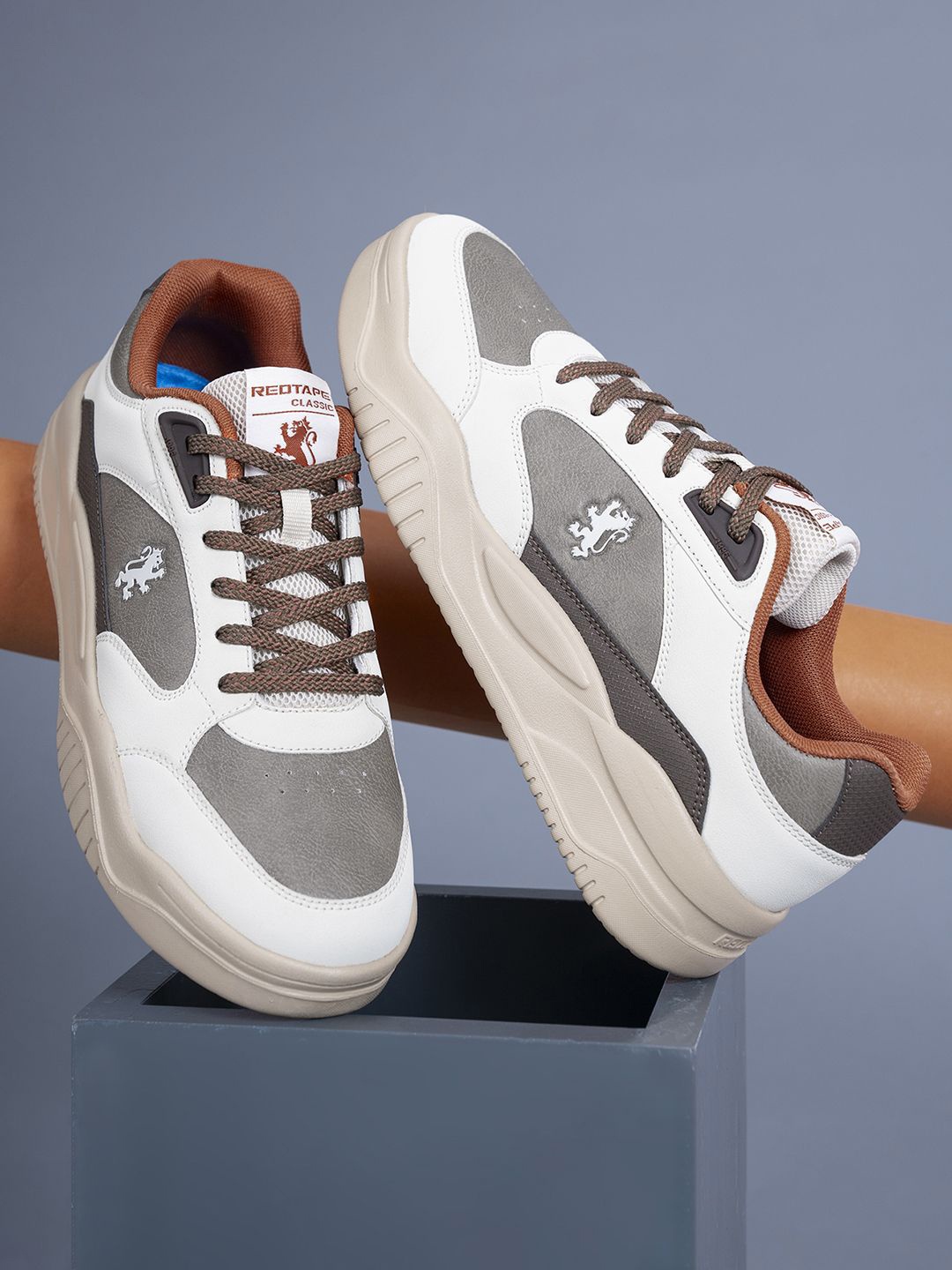 

Red Tape Men Colourblocked PU Sneakers, Brown