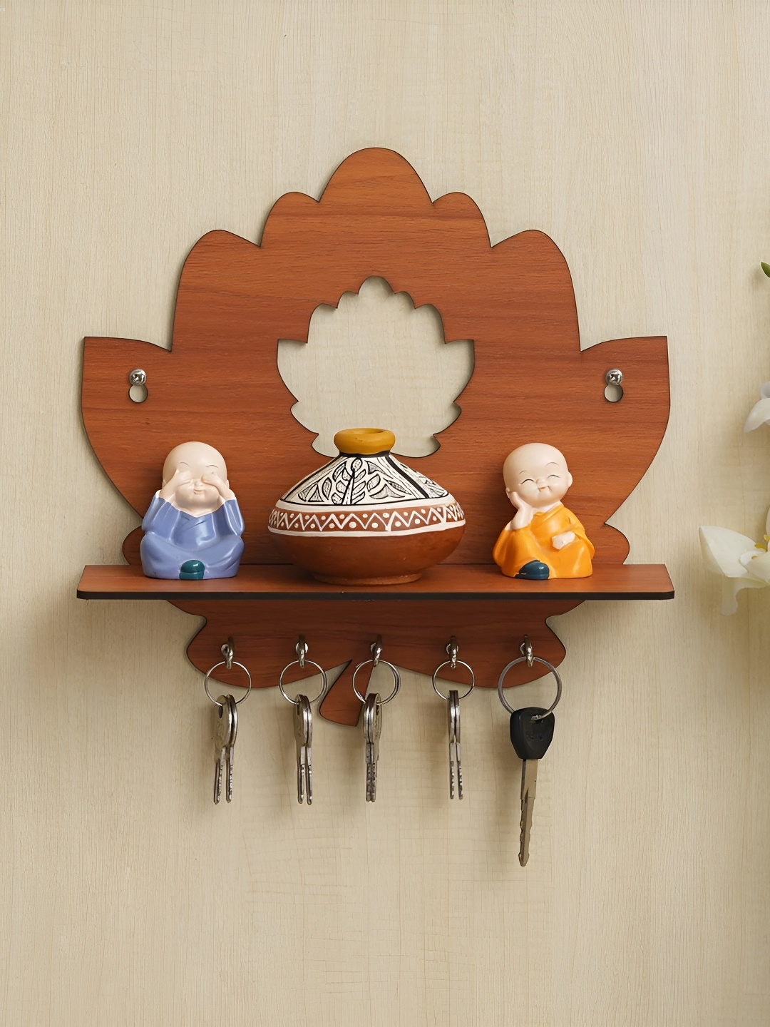 

Webelkart Brown Lotus Shape Wood Key Holder