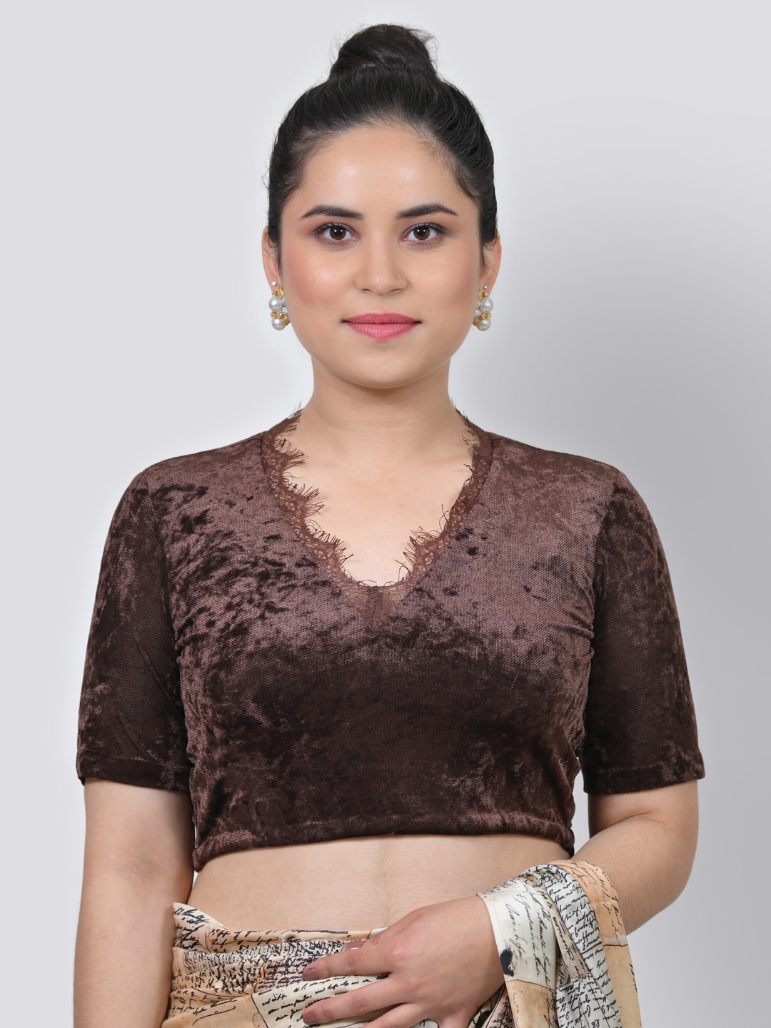 

OFFICE & YOU Women Velvet Saree Blouse With Lace, Brown