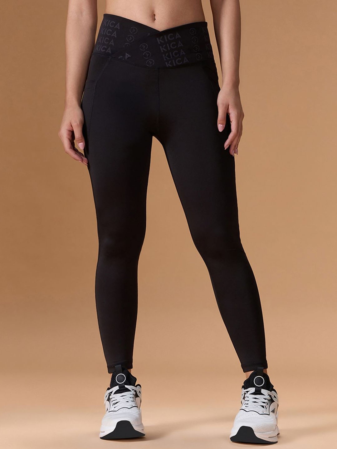 

KICA Women Mid Waisted Ankle-Length Stretchable Tight, Black
