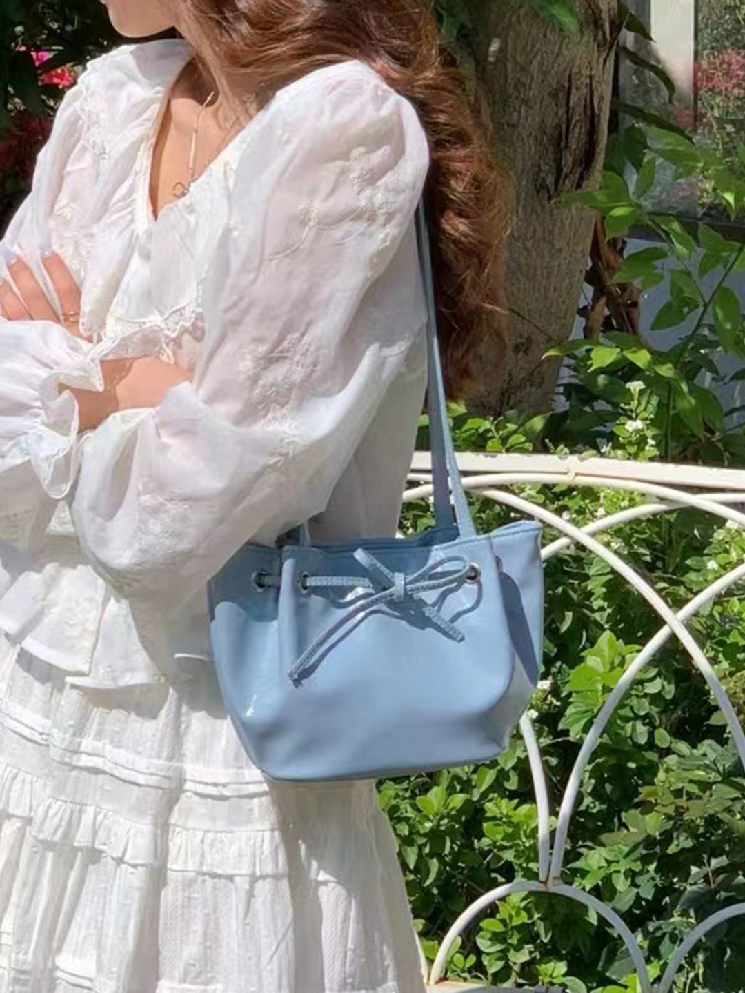 

StyleCast Women Solid Structured Shoulder Bag, Blue