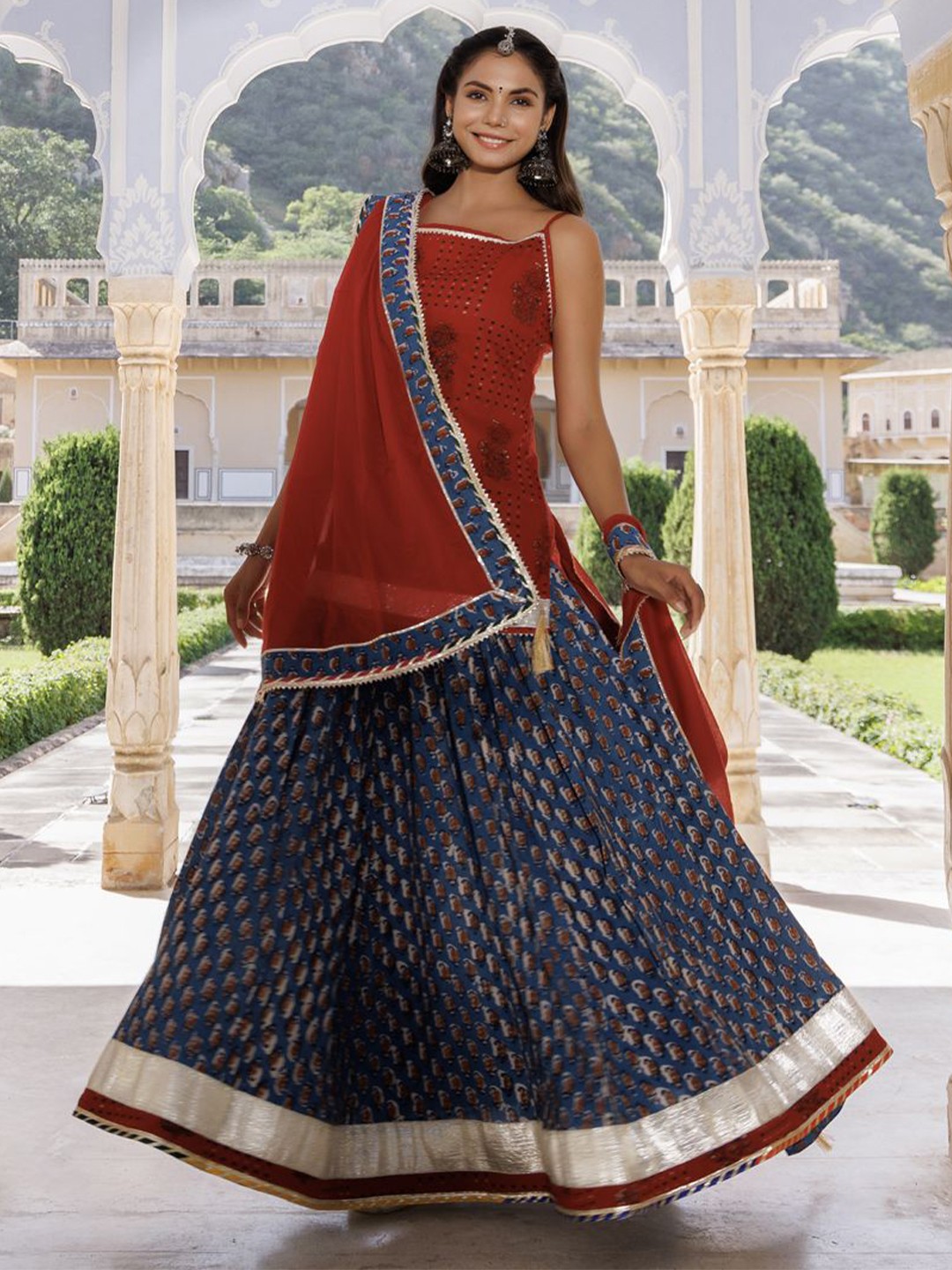 

Geroo Luxe Printed Block Print Ready to Wear Lehenga & Blouse With Dupatta, Red