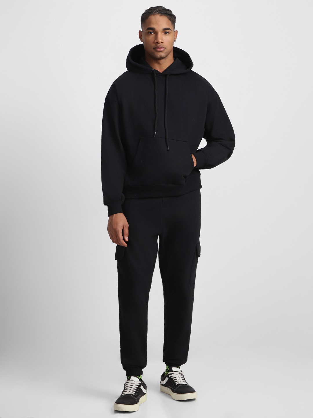 

VEIRDO Men Winter Co-ord Set With Hoodie, Black