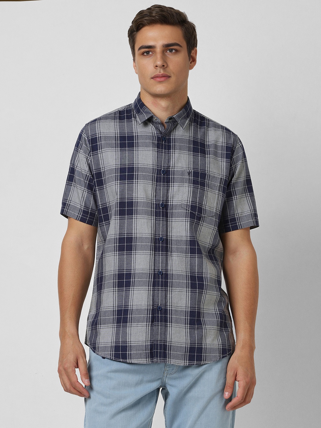 

VAN HEUSEN DENIM LABS Men Spread Collar Tartan Checked Cotton Casual Shirt, Navy blue
