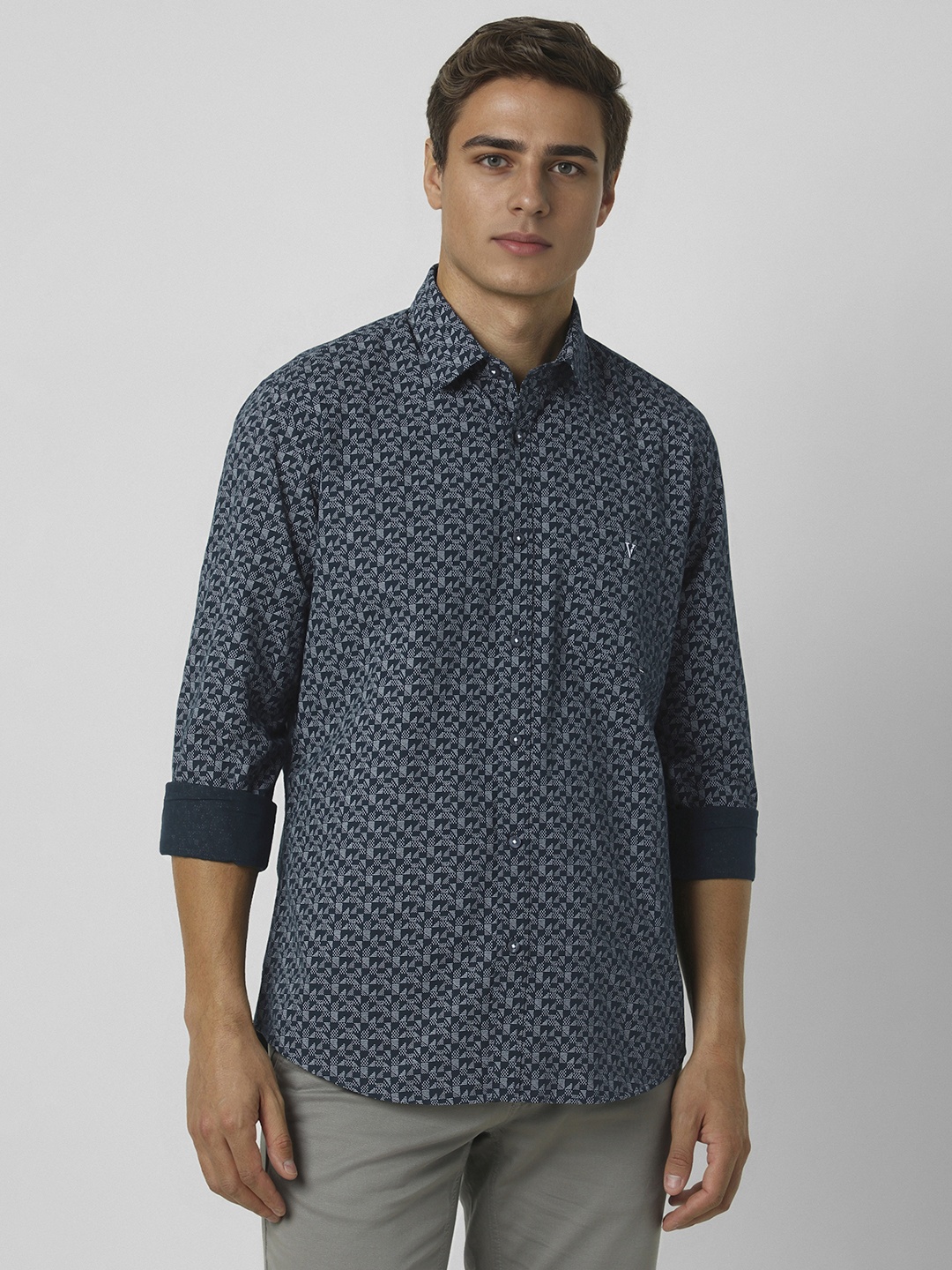 

Van Heusen Sport Men Slim Fit Geometric Printed Casual Cotton Shirt, Navy blue
