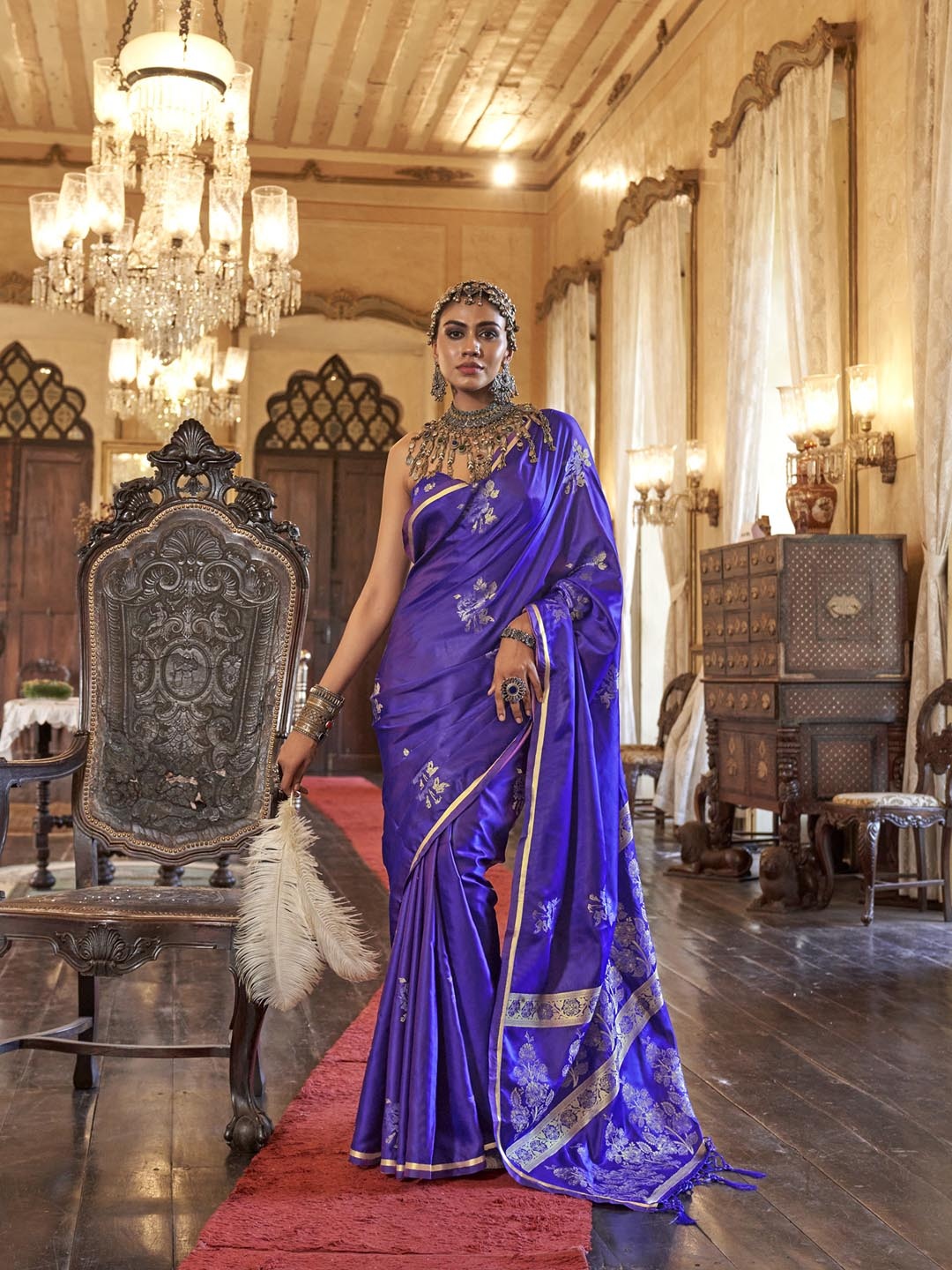 

elora Floral Woven Design Zari Banarasi Saree, Purple