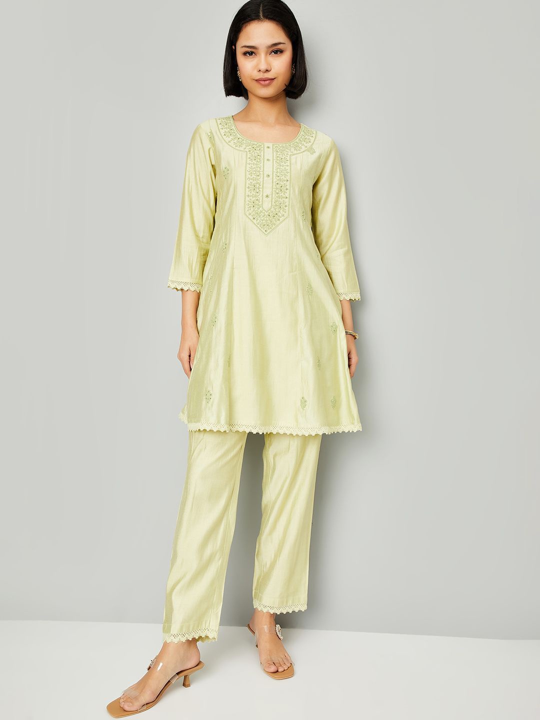 

max Women Floral Embroidered Sequinned A-Line Kurta With Trousers, Green