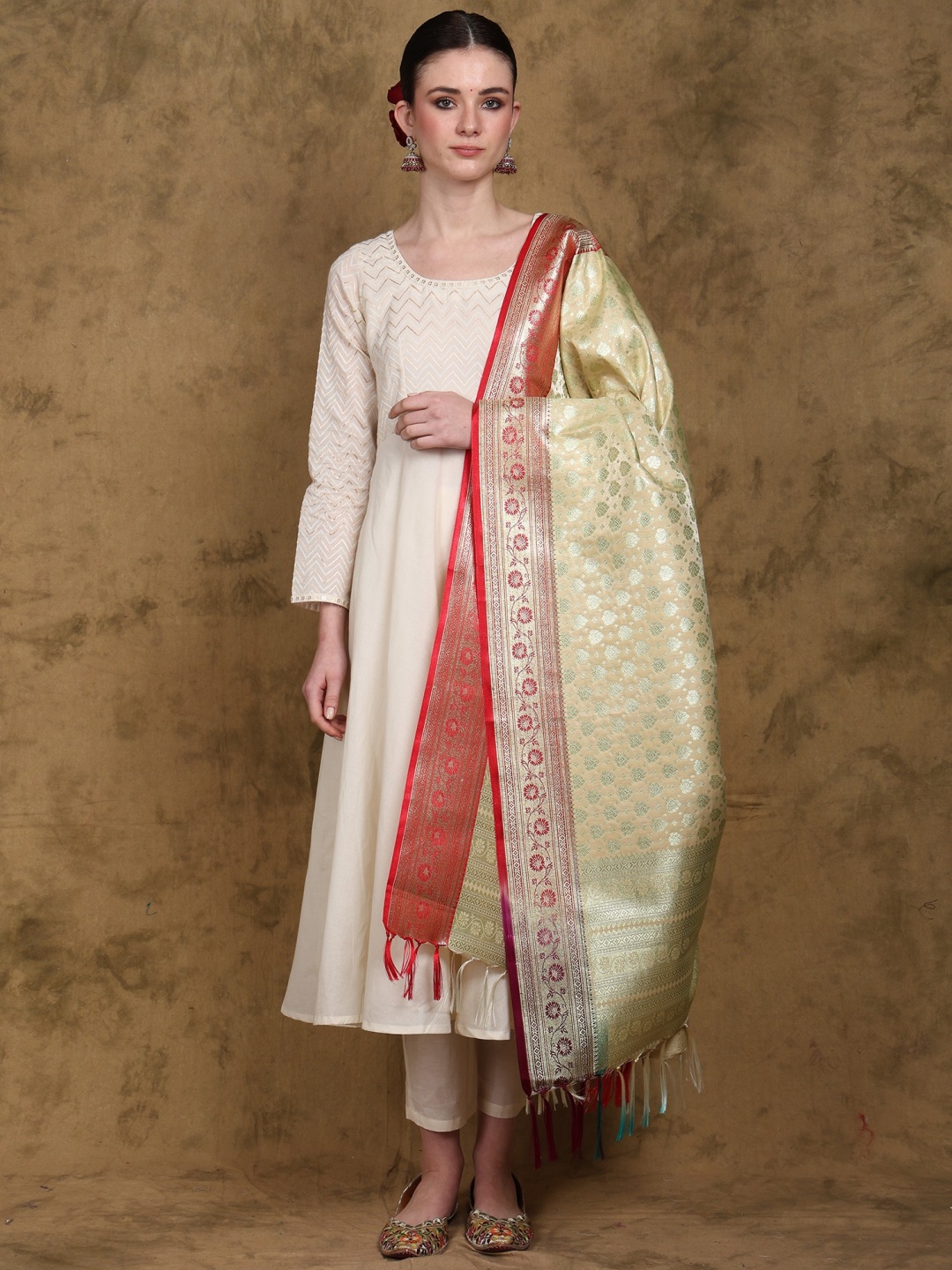 

Exotic India Floral Woven Design Dupatta With Zari, Off white