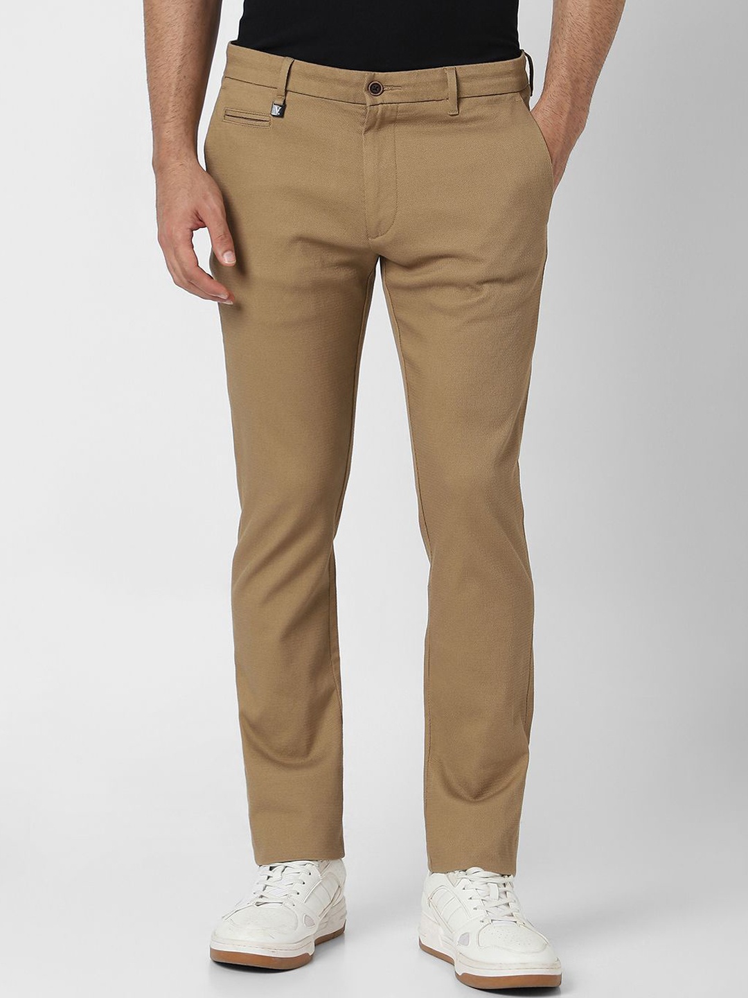 

V Dot Men Slim Fit Mid-Rise Trousers, Khaki