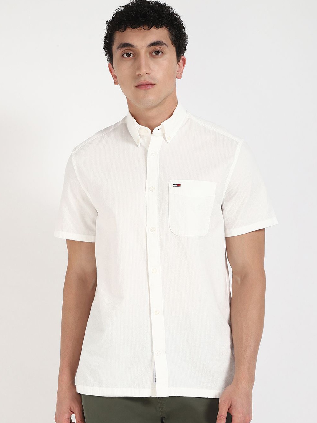 

Tommy Hilfiger Men Relaxed Fit Button-Down Collar Textured Cotton Casual Shirt, Beige
