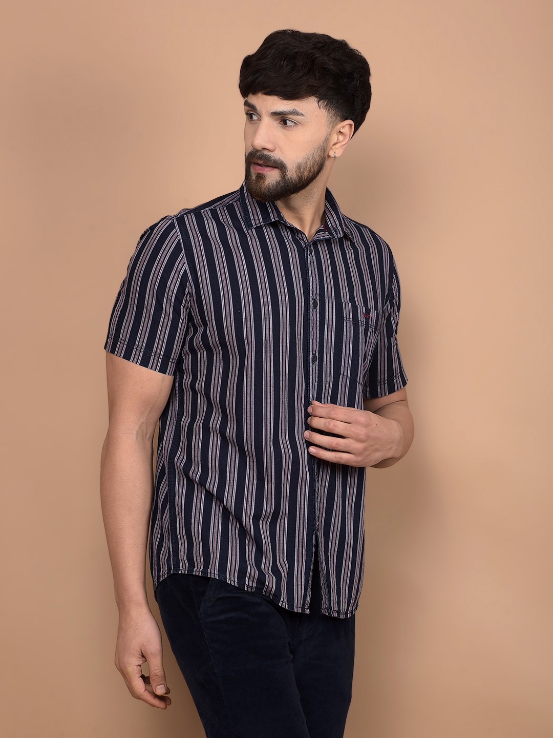 

Crimsoune Club Men Premium Slim Fit Spread Collar Vertical Striped Cotton Casual Shirt, Navy blue
