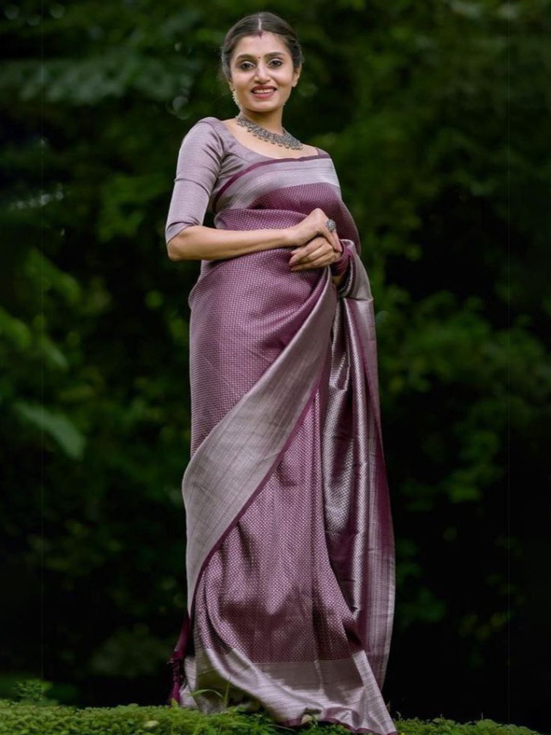 

Taslar Woven Design Zari Pure Silk Banarasi Saree, Purple