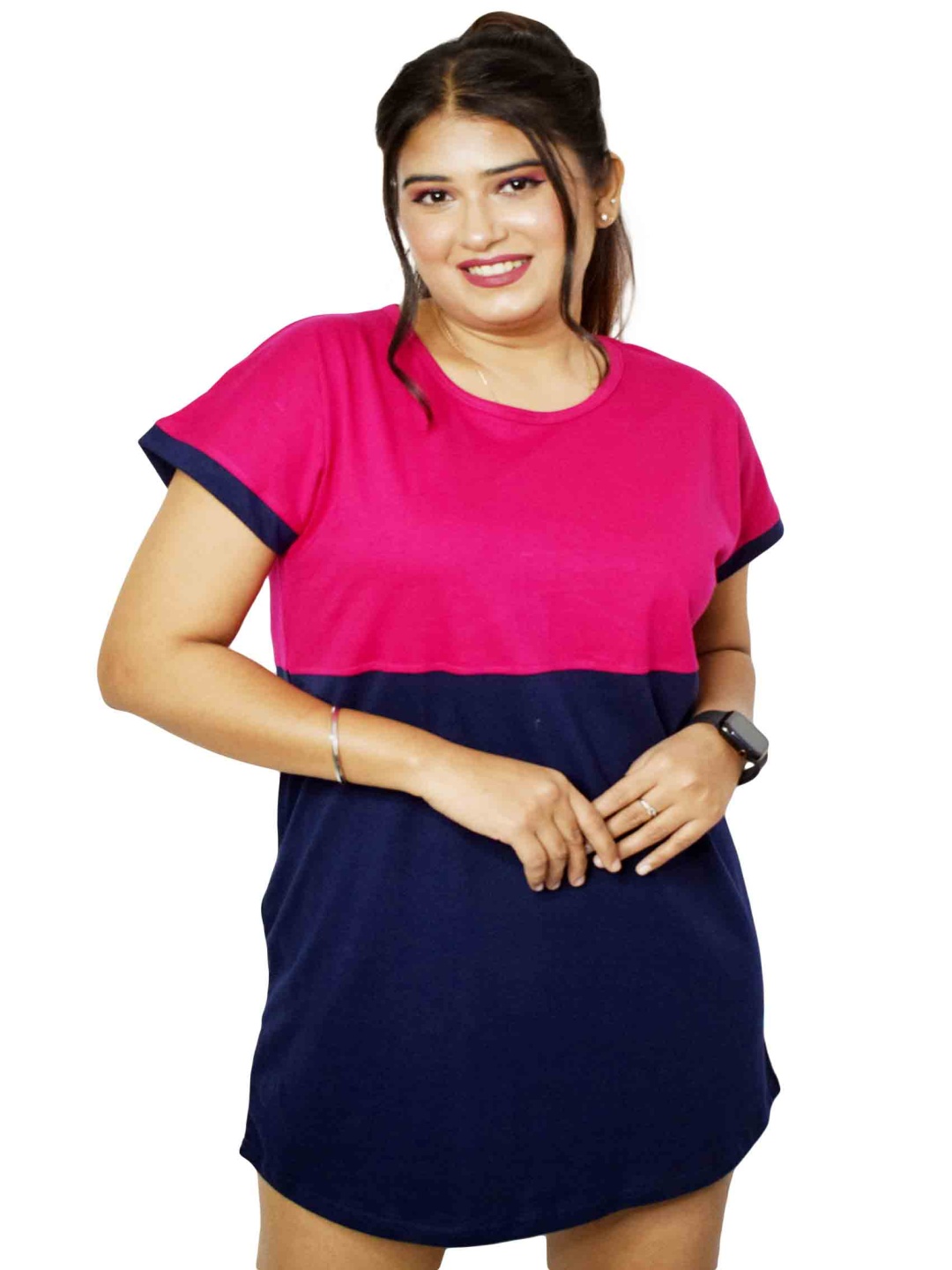 

PINK SHELL Women Colourblocked Extended Sleeves Pockets T-shirt, Navy blue