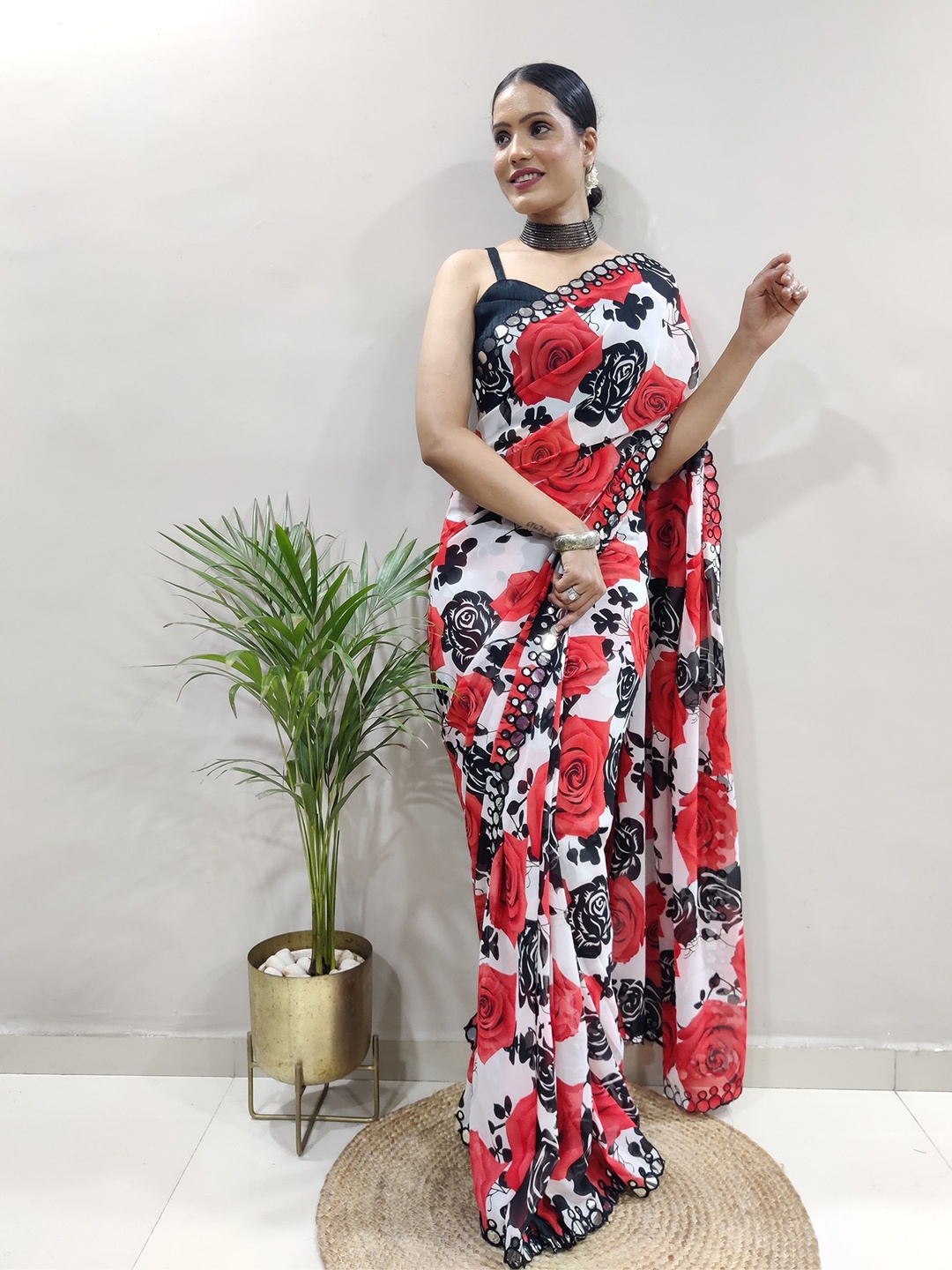 

Moda Rapido Floral Mirror Work Pure Georgette Saree, White