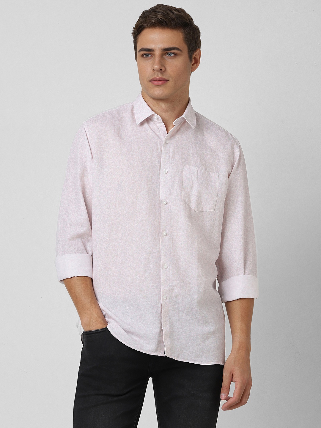 

Van Heusen Men Spread Collar Solid Linen Casual Shirt, Pink