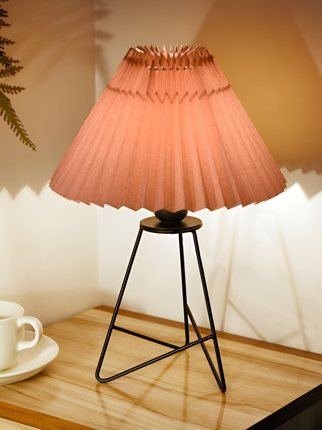 

Homesake Beige Metal Industrial Frusturical Shaped Table Lamp
