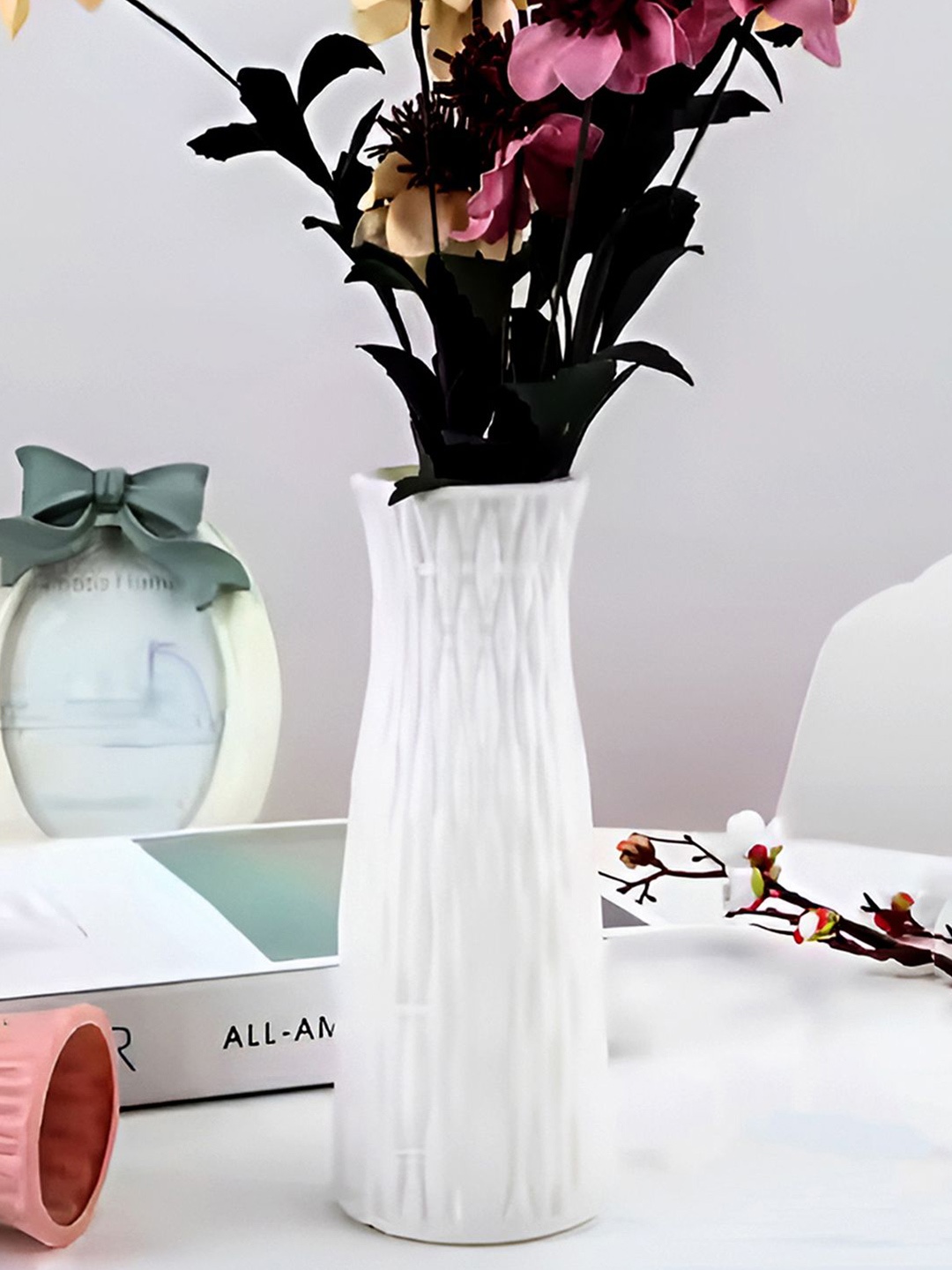 

DecorTwist White Plastic Flower Vases for Home Decor (Pack of 4)
