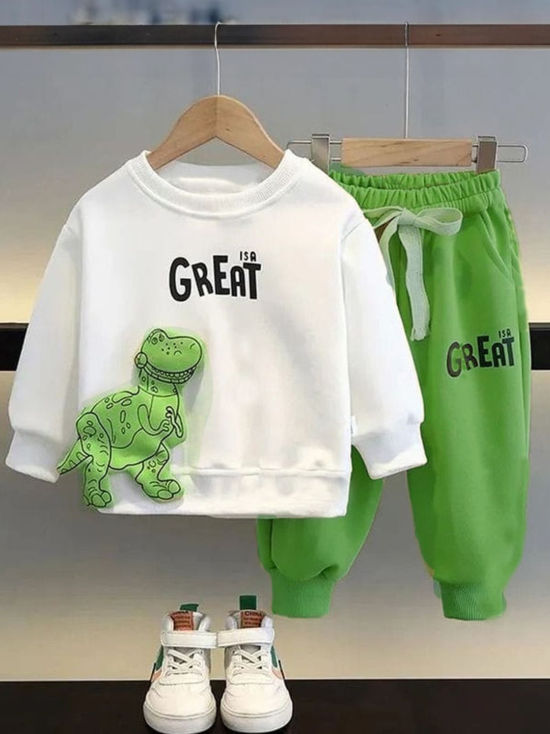 

BILLYBALL Kids Printed Round Neck Pure Cotton Sweatshirt With Jogger, White