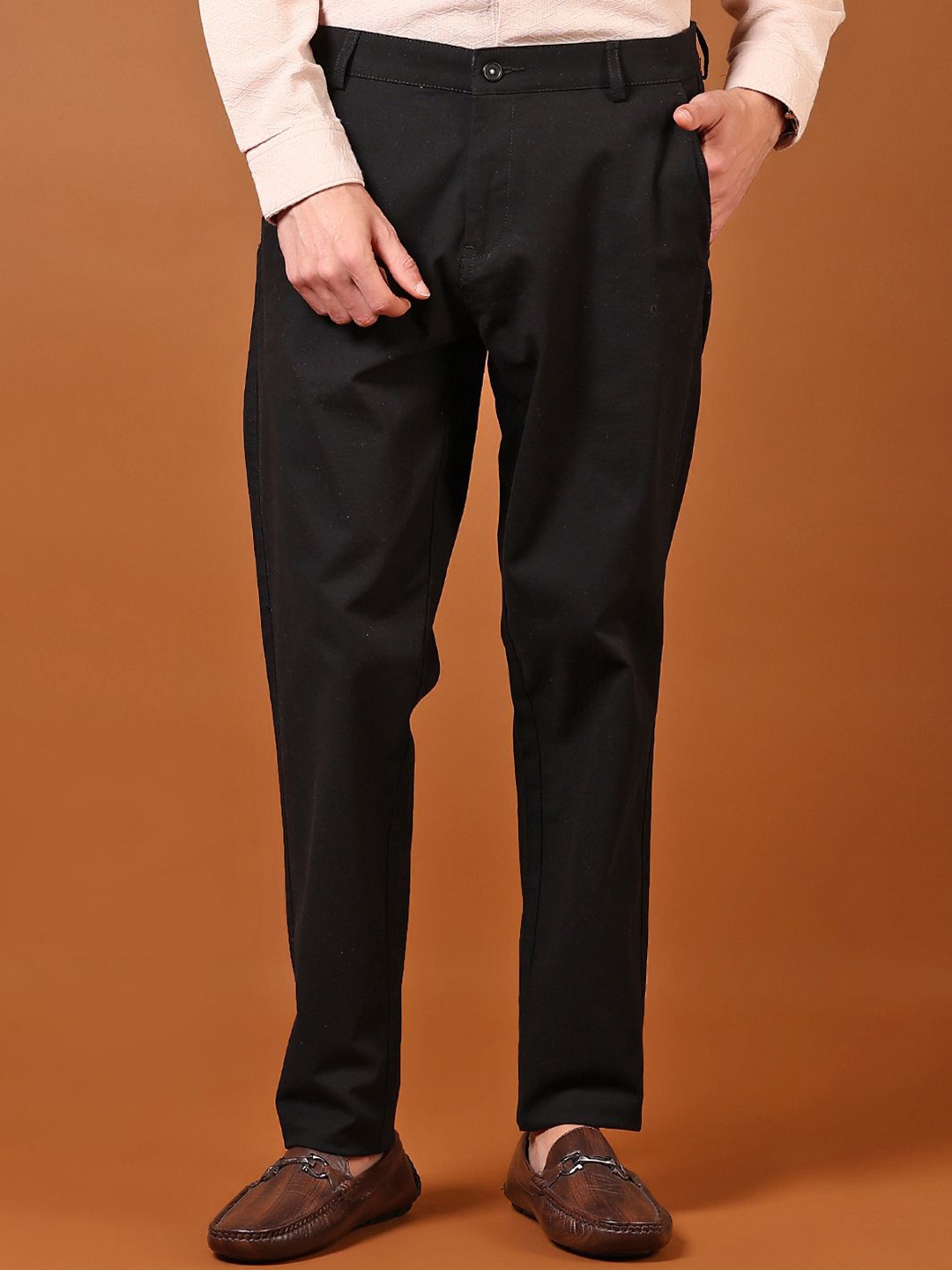 

V-Mart Men Mid-Rise Chinos Trousers, Black
