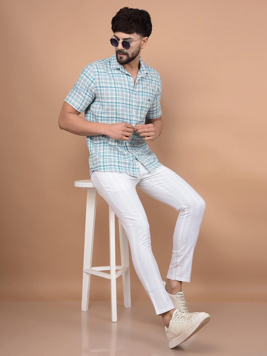 

Crimsoune Club Men Premium Slim Fit Spread Collar Tartan Checked Cotton Casual Shirt, White