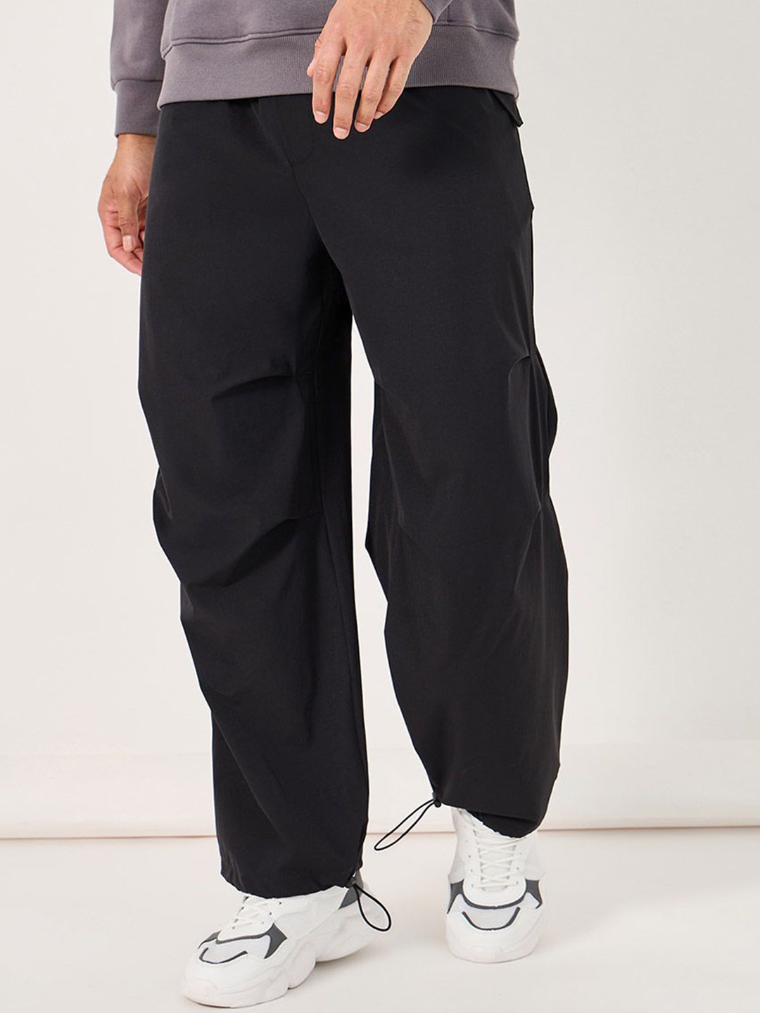 

Styli Men Oversized Fit Parachute Pants, Black