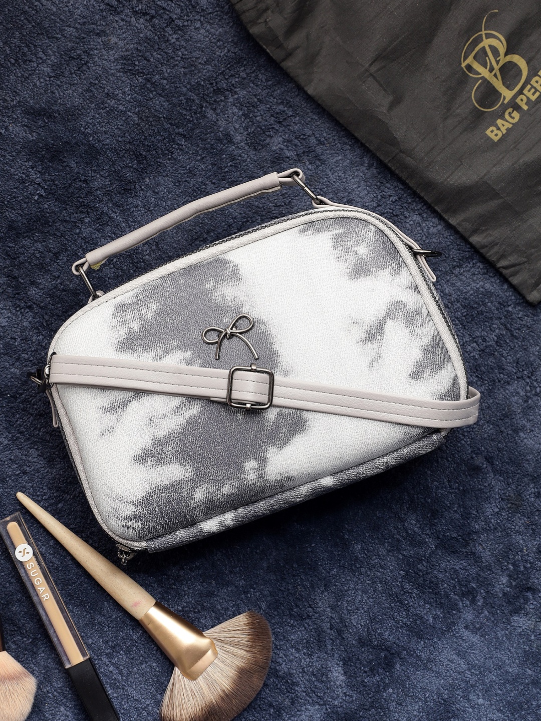 

Bag Pepper Women Abstract Printed Structured Sling Bag, Grey