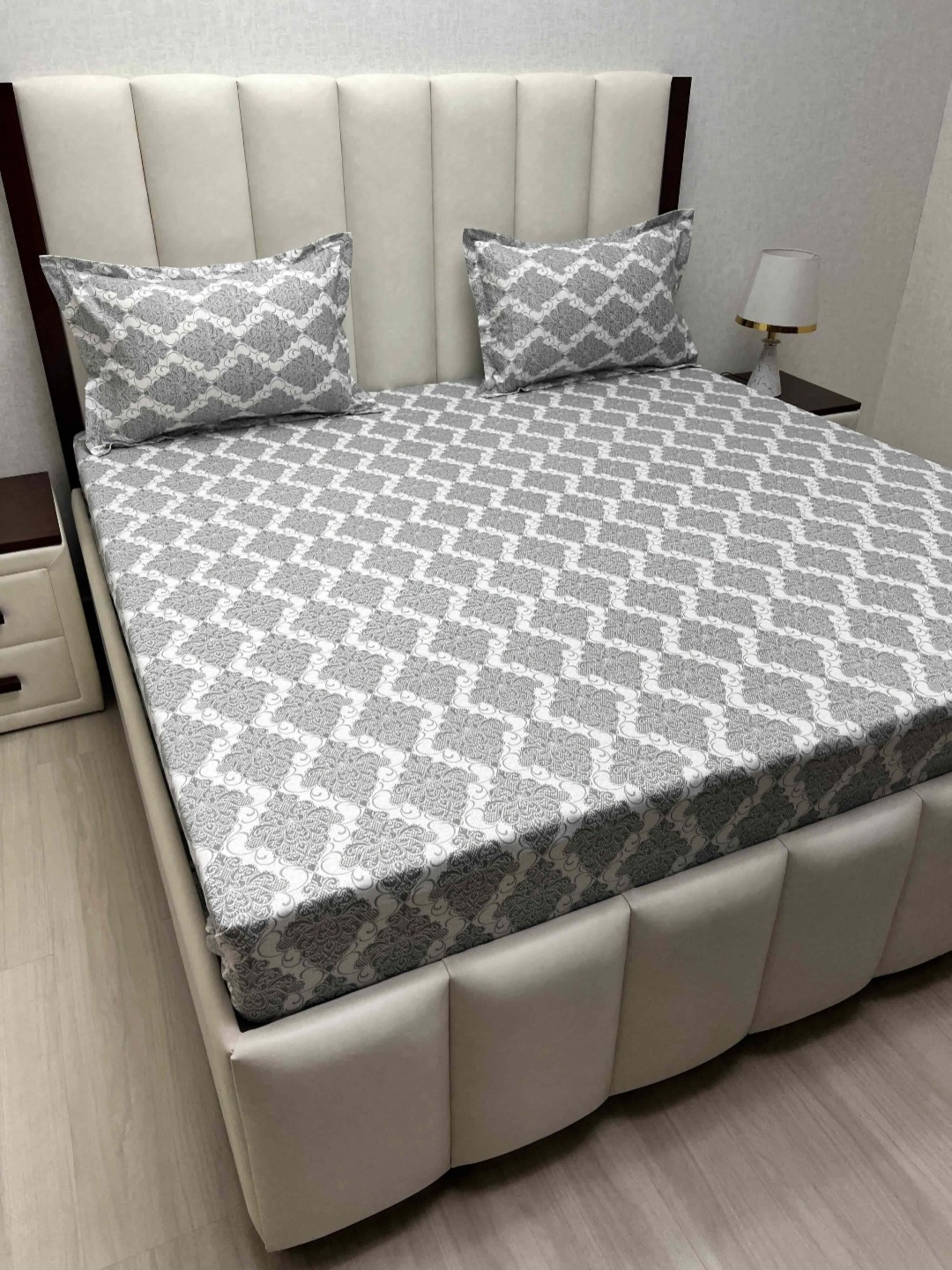 

Pure Decor Grey & White Ethnic Motifs Queen Bedsheet with 2 Pillow Covers