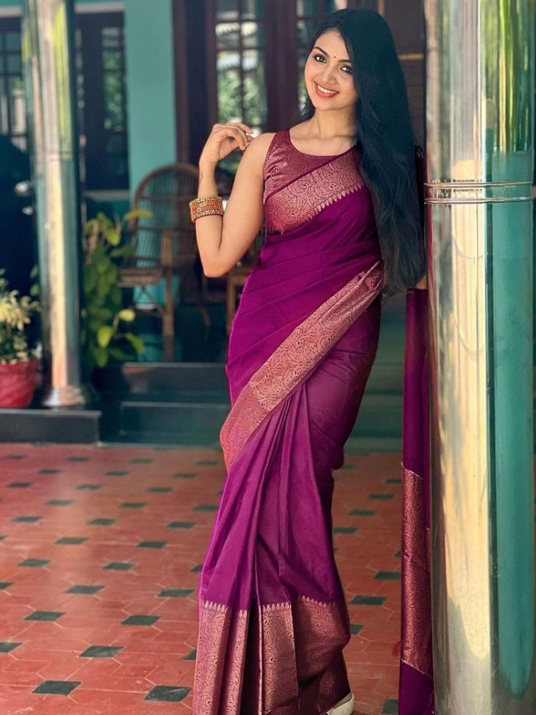 

Taslar Zari Pure Silk Banarasi Saree, Pink