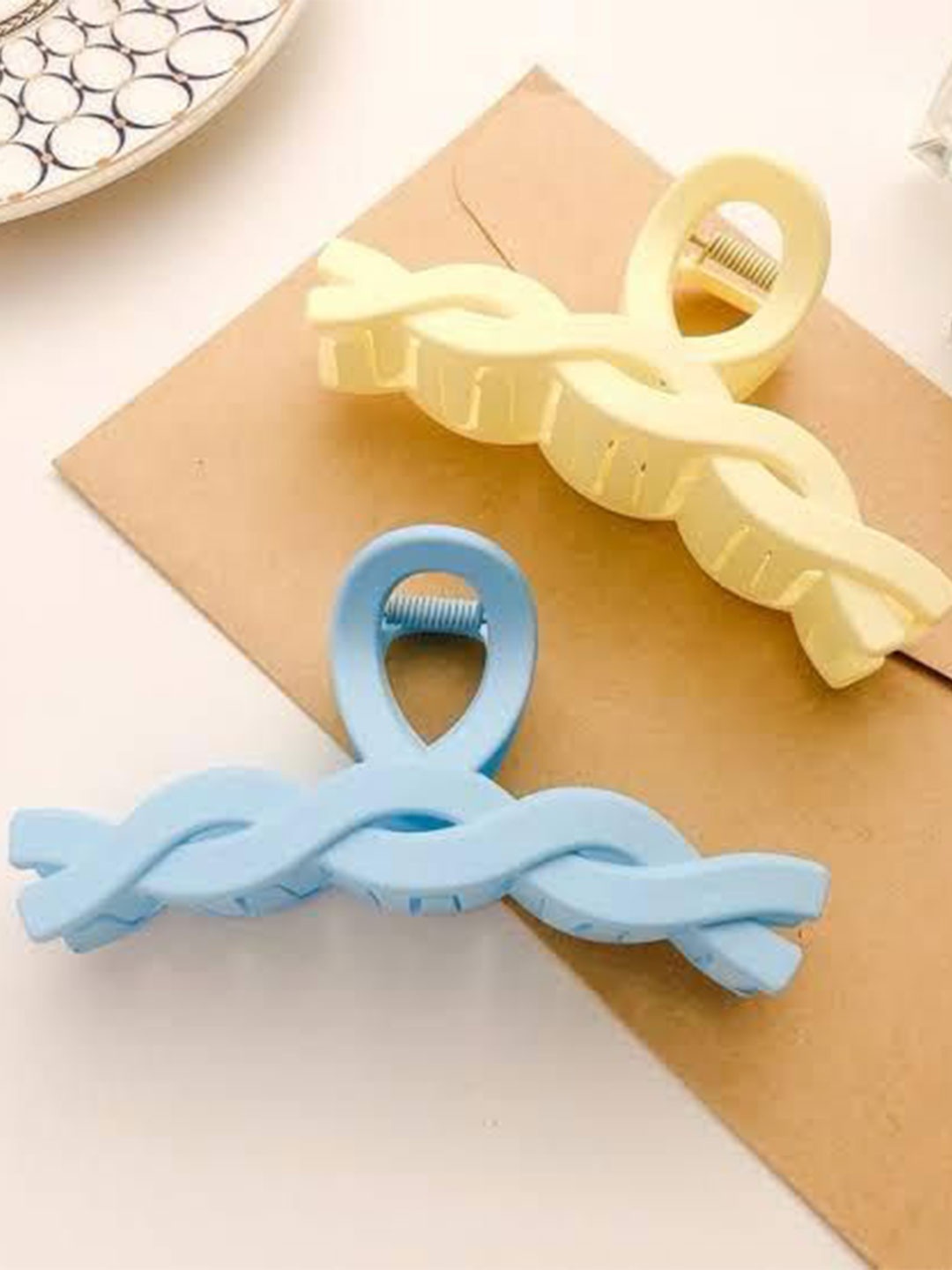 

Radhya Accessories Women Set of 2 Claw Clip, Blue