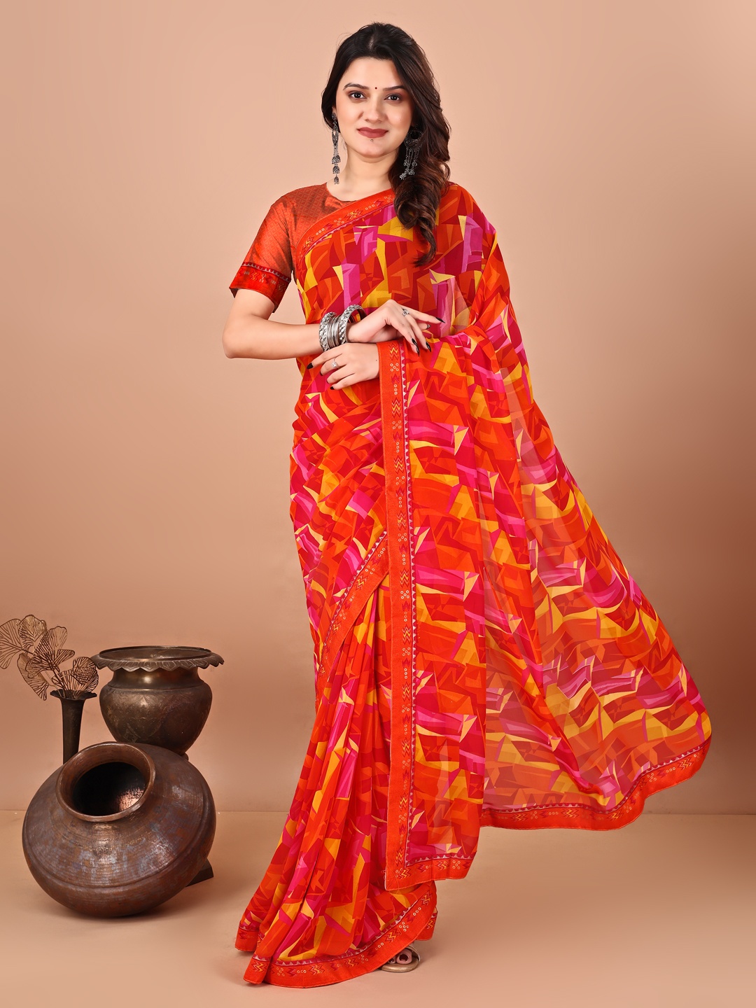 

Mitera Abstract Printed Saree With Unstitched Blouse Piece, Orange