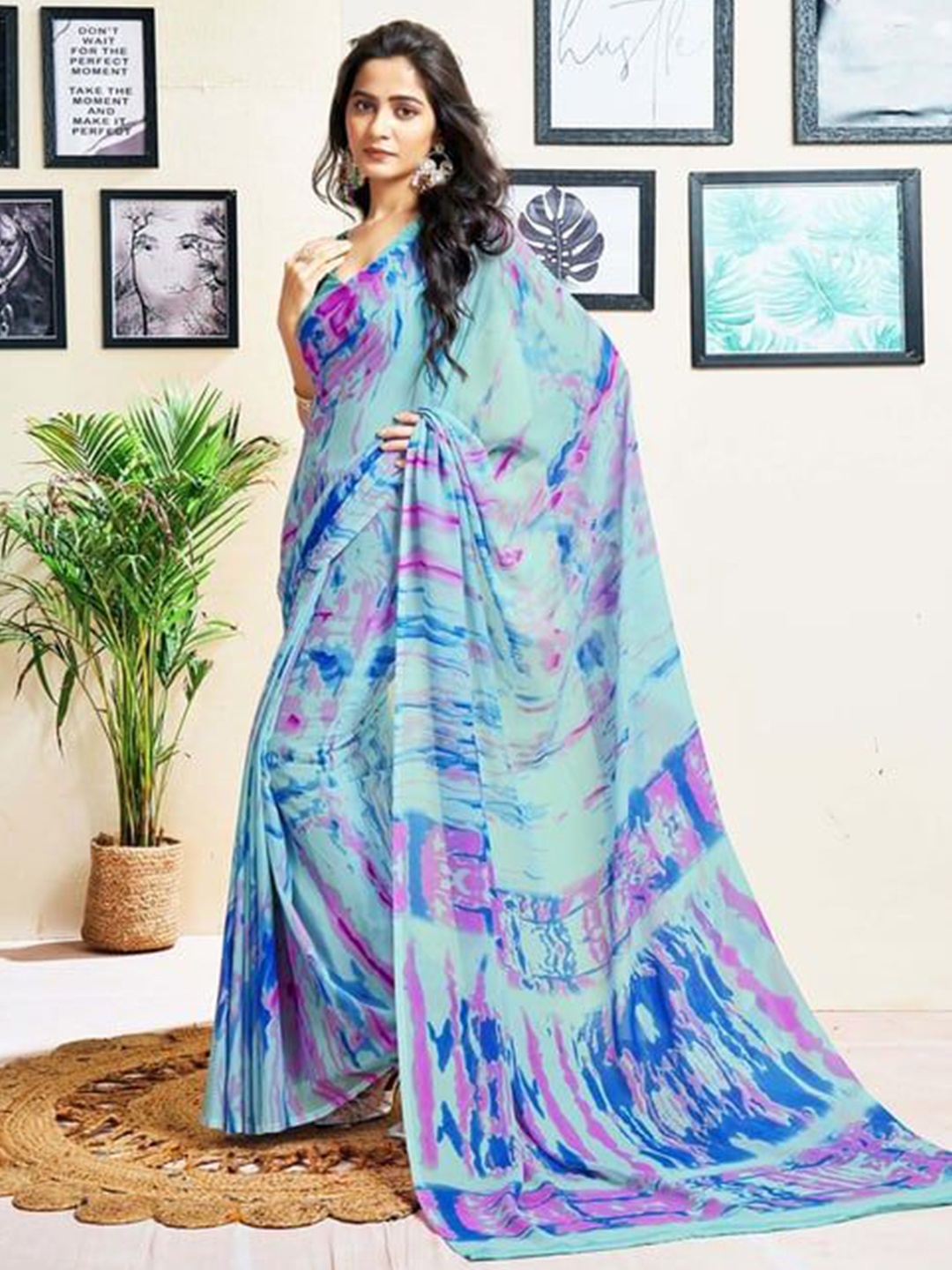 

HERE&NOW Poly Georgette Saree, Blue