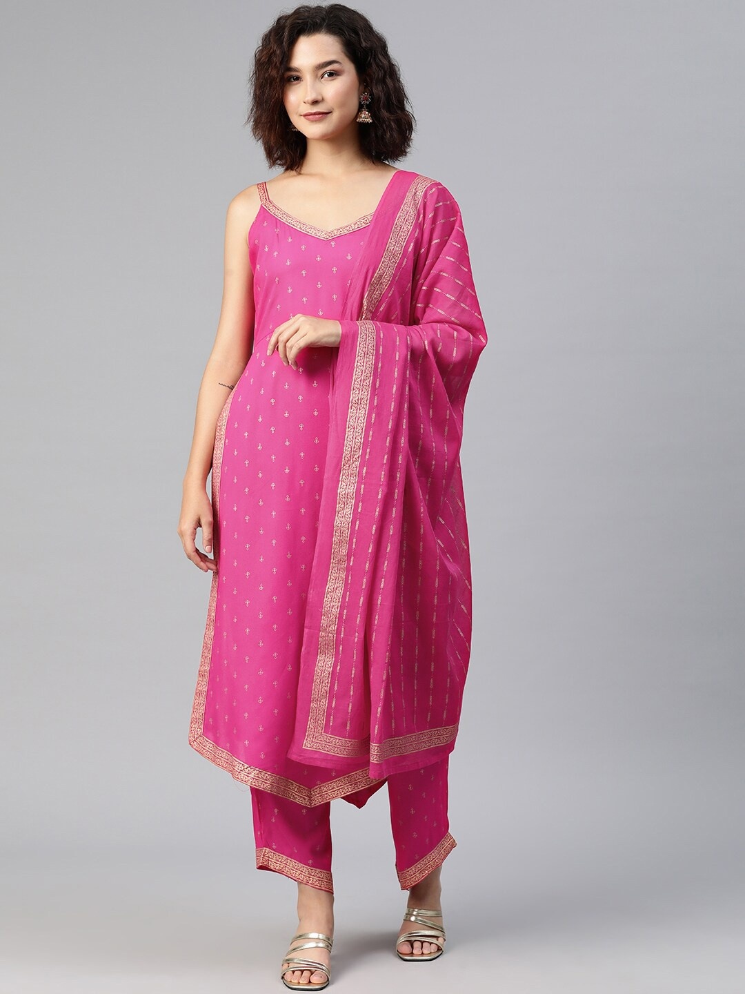 

Handish Floral Printed Round Neck Sleeveless Kurta With Trouser And Dupatta, Pink