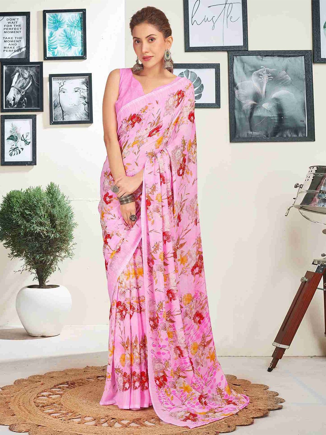 

HERE&NOW Floral Poly Georgette Saree, Pink