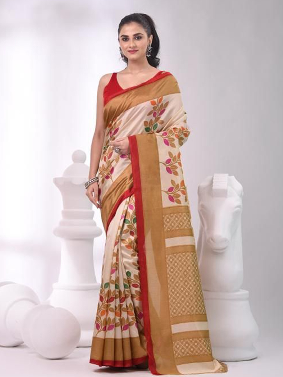 

VIBHAVARI Floral Pure Silk Saree, Beige