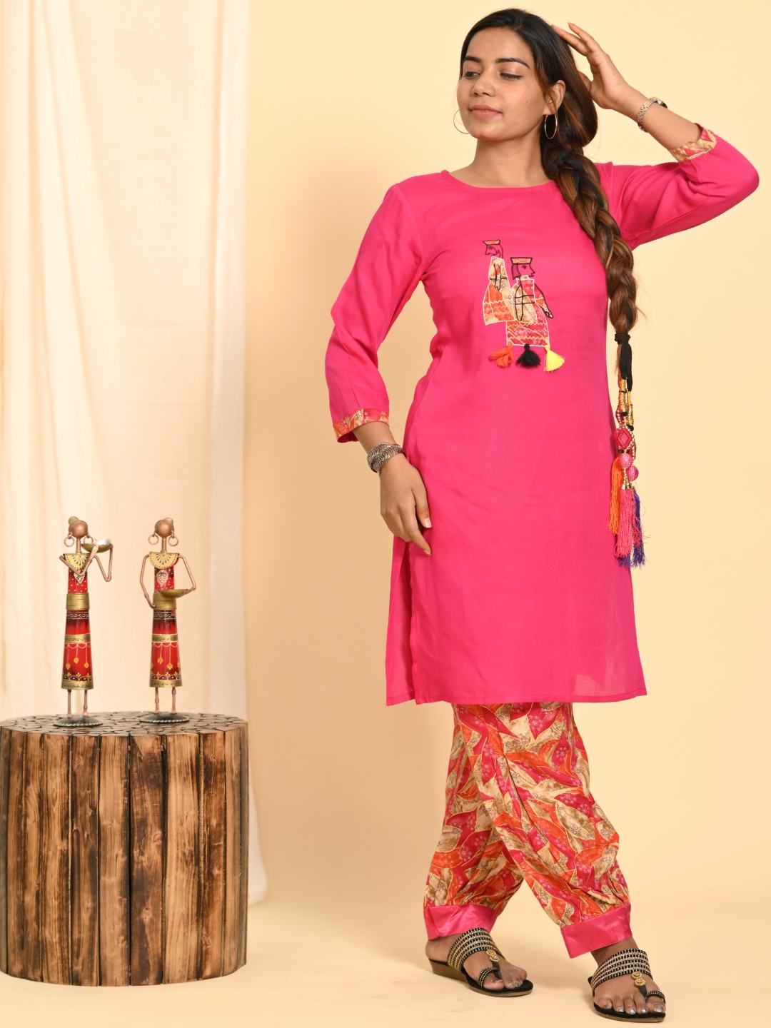

Rashmi Shree Creation Quirky Embroidered Thread Work Straight Kurta With Salwar, Pink