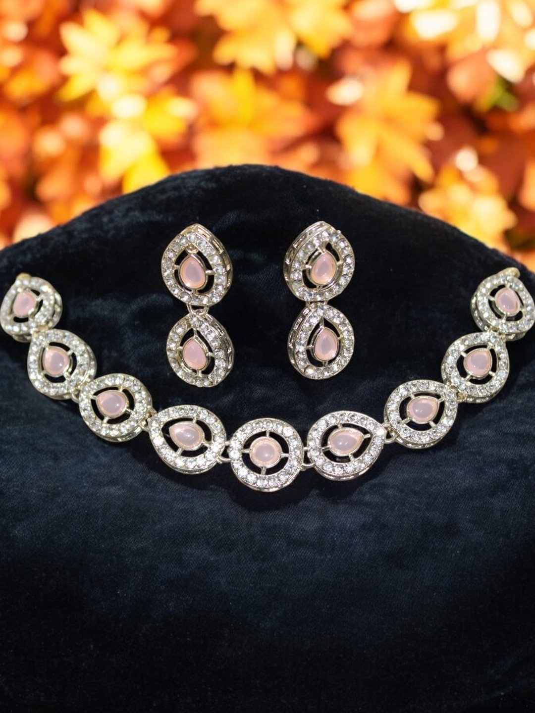 

Jolly Faces Stone Studded Choker Jewellery Set, Gold