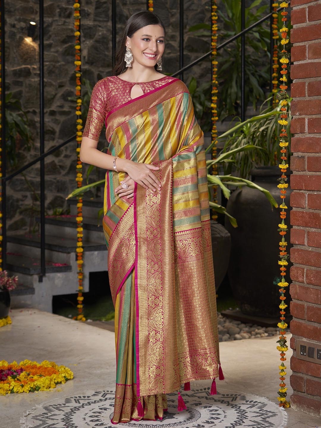 

SAREETHNIC Woven Design Zari Pure Silk Kanjeevaram Saree, Pink